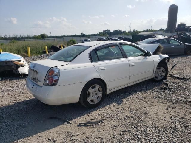 2004 Nissan Altima Base