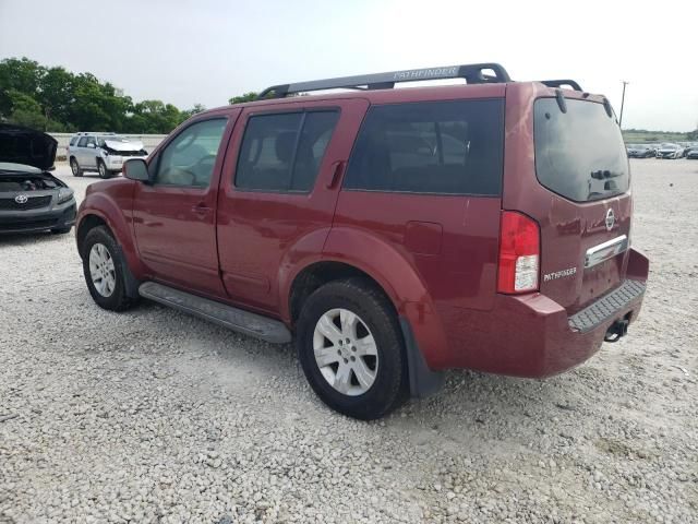 2005 Nissan Pathfinder LE