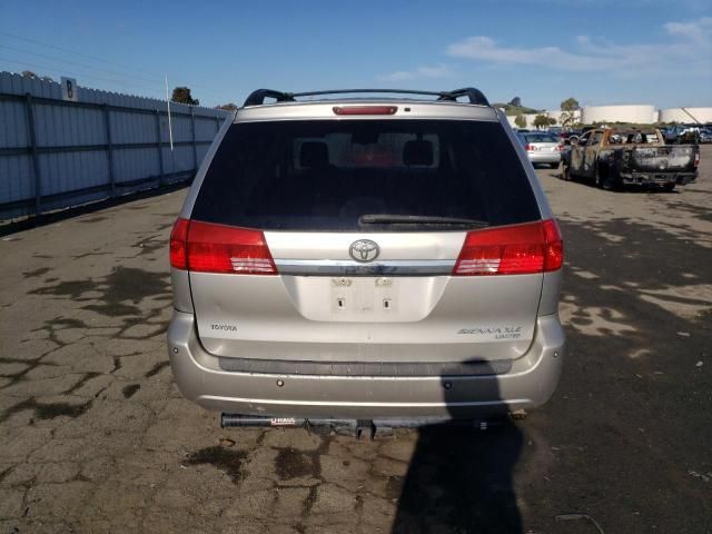 2004 Toyota Sienna XLE