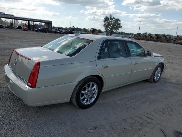 2010 Cadillac DTS Luxury Collection