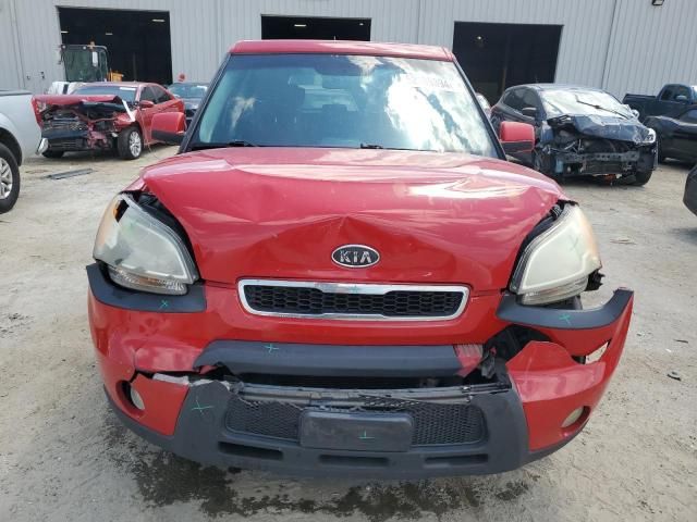 2010 KIA Soul +