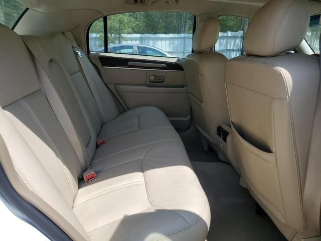 2007 Lincoln Town Car Signature Limited