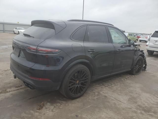 2022 Porsche Cayenne