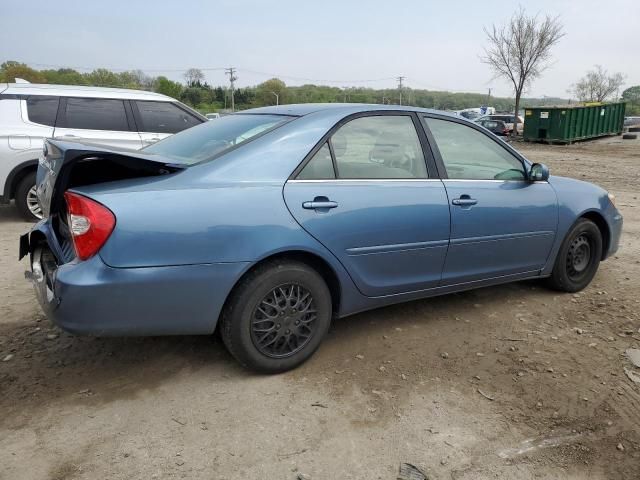 2004 Toyota Camry LE