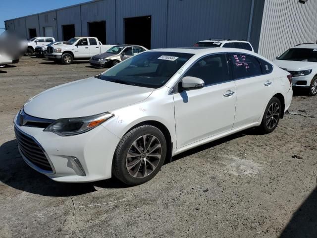 2018 Toyota Avalon XLE