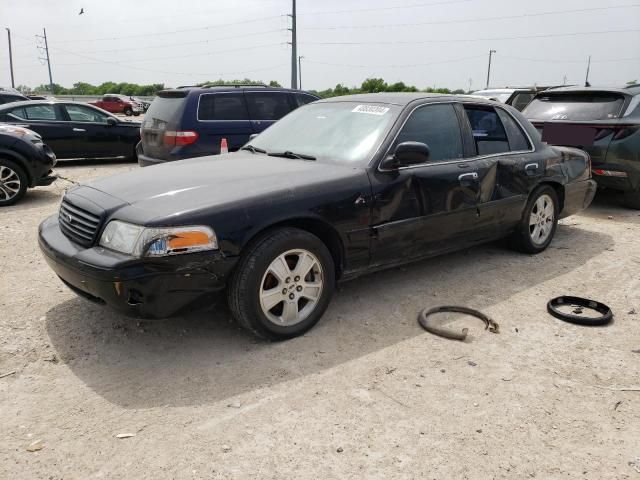 2003 Ford Crown Victoria LX