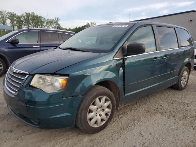 2009 Chrysler Town & Country LX