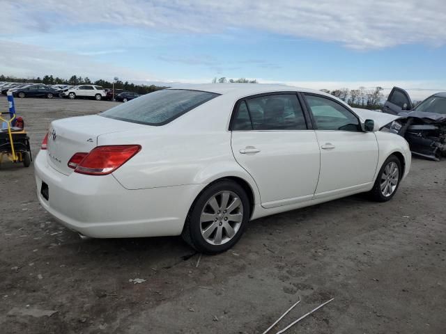 2005 Toyota Avalon XL