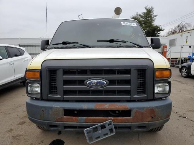 2012 Ford Econoline E350 Super Duty Van