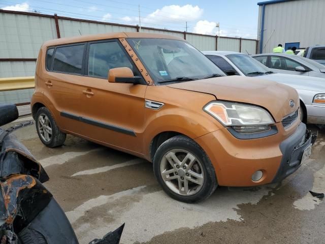 2011 KIA Soul +