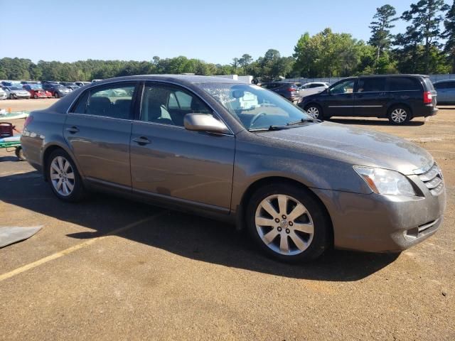 2005 Toyota Avalon XL