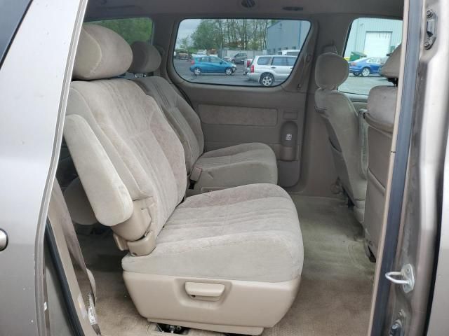 1998 Toyota Sienna LE