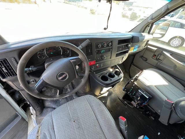 2010 GMC Savana G2500