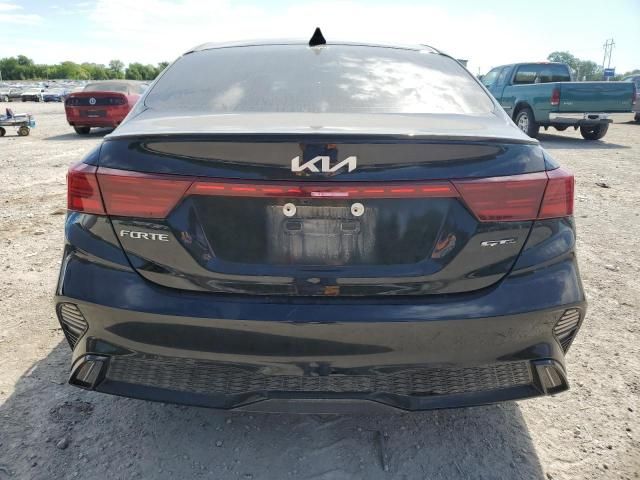 2023 KIA Forte GT Line