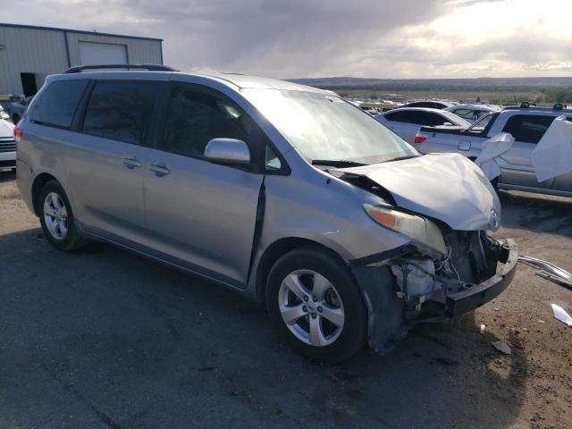 2012 Toyota Sienna LE