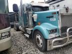 2004 Kenworth Construction W900