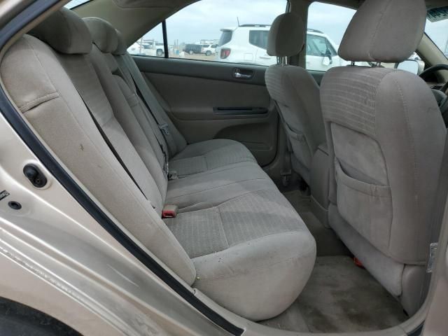 2005 Toyota Camry LE