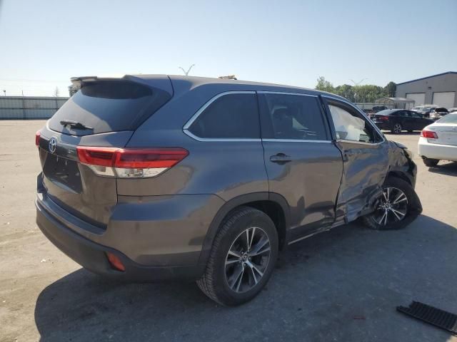 2017 Toyota Highlander LE