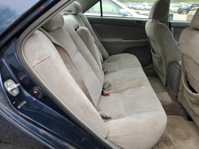 2004 Toyota Camry LE