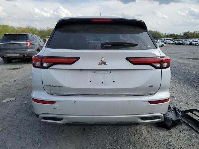 2022 Mitsubishi Outlander SE