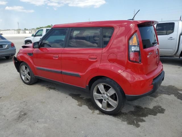 2010 KIA Soul +