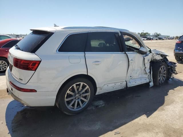 2019 Audi Q7 Premium Plus