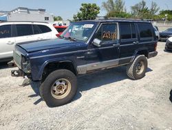 Vehiculos salvage en venta de Copart Opa Locka, FL: 1996 Jeep Cherokee Country