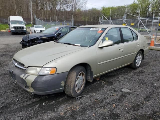 1999 Nissan Altima XE