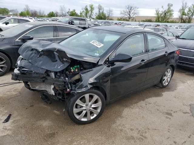 2013 Hyundai Accent GLS