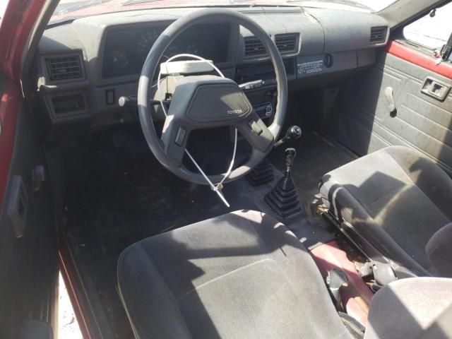 1988 Toyota Pickup RN63 STD