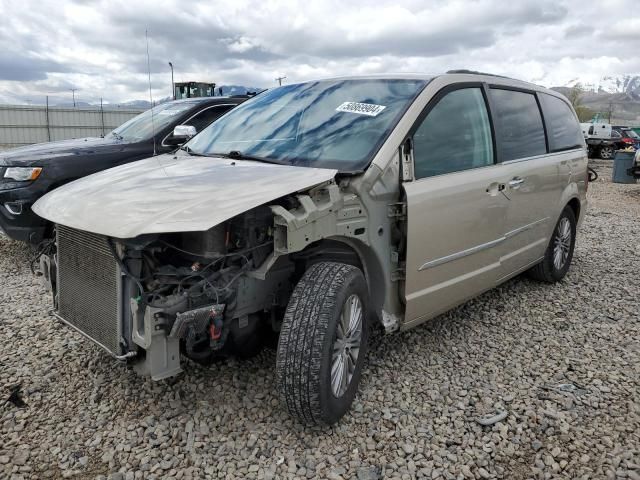 2014 Chrysler Town & Country Touring L