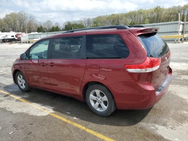 2011 Toyota Sienna LE