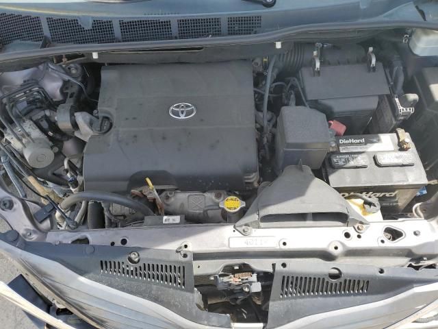 2011 Toyota Sienna XLE