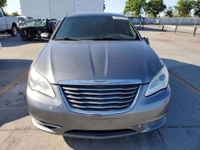 2013 Chrysler 200 LX