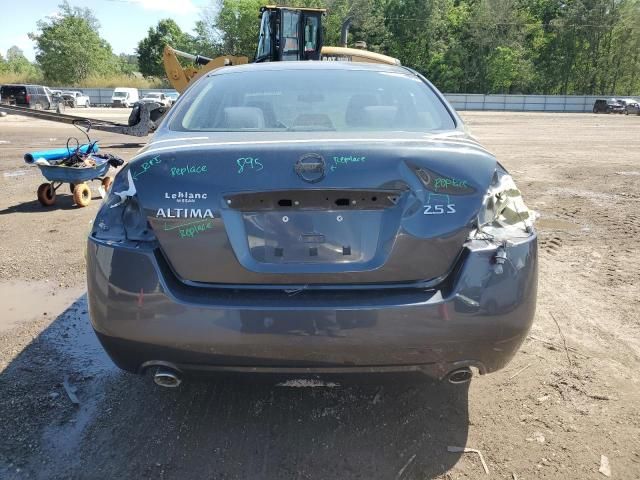 2011 Nissan Altima Base