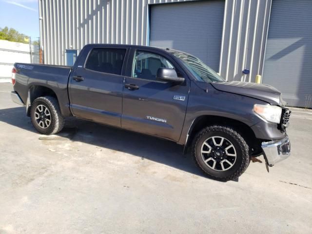 2016 Toyota Tundra Crewmax SR5