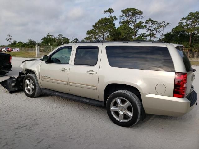 2013 Chevrolet Suburban C1500  LS