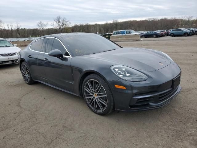 2017 Porsche Panamera 4S