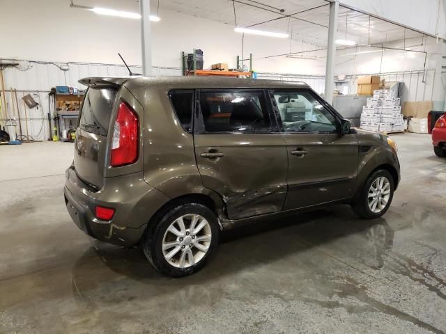 2013 KIA Soul +