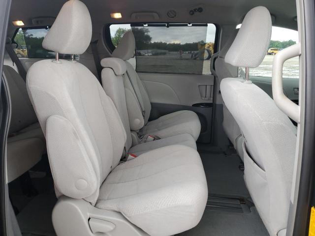 2012 Toyota Sienna LE