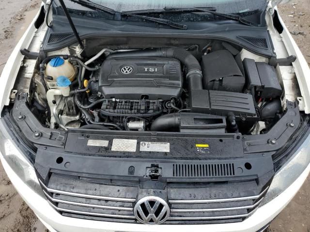 2015 Volkswagen Passat S