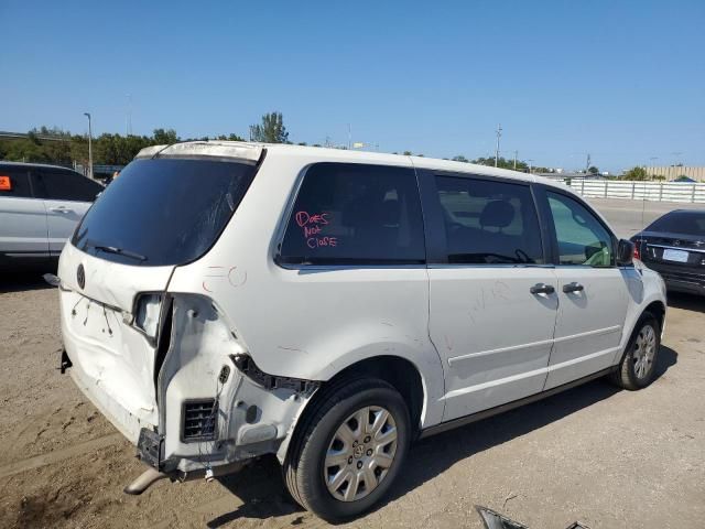 2010 Volkswagen Routan S