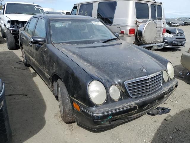 2000 Mercedes-Benz E 320