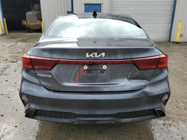 2023 KIA Forte LX