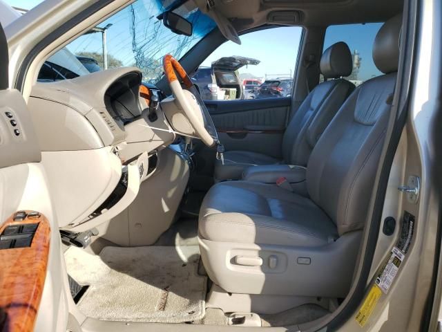 2008 Toyota Sienna XLE