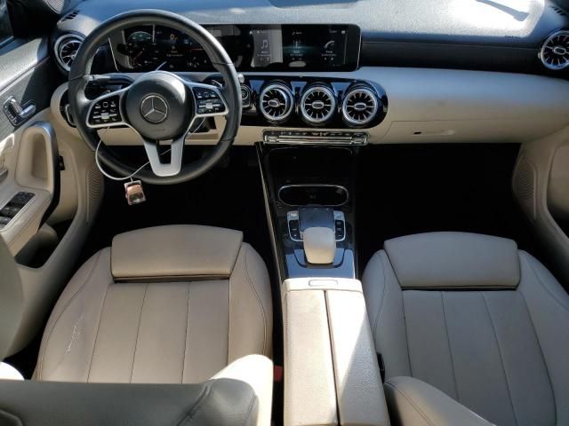 2019 Mercedes-Benz A 220