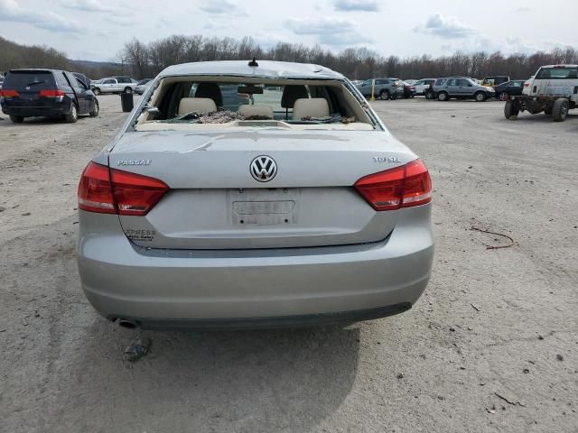 2013 Volkswagen Passat SEL