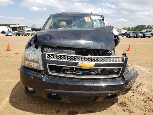 2014 Chevrolet Suburban K1500 LTZ