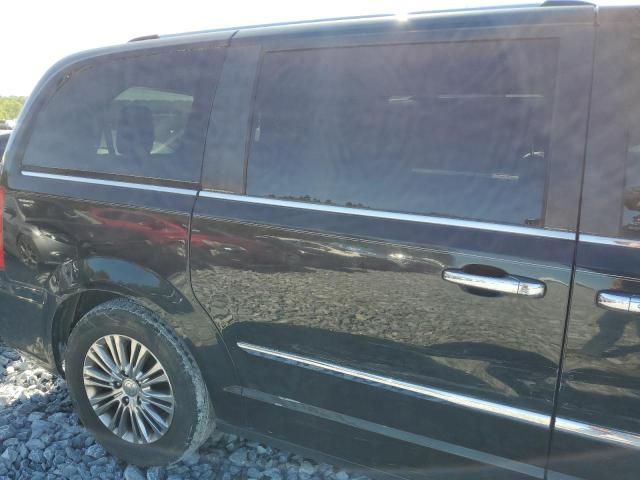 2011 Chrysler Town & Country Limited