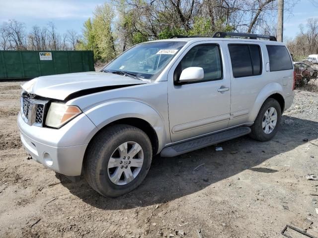 2006 Nissan Pathfinder LE